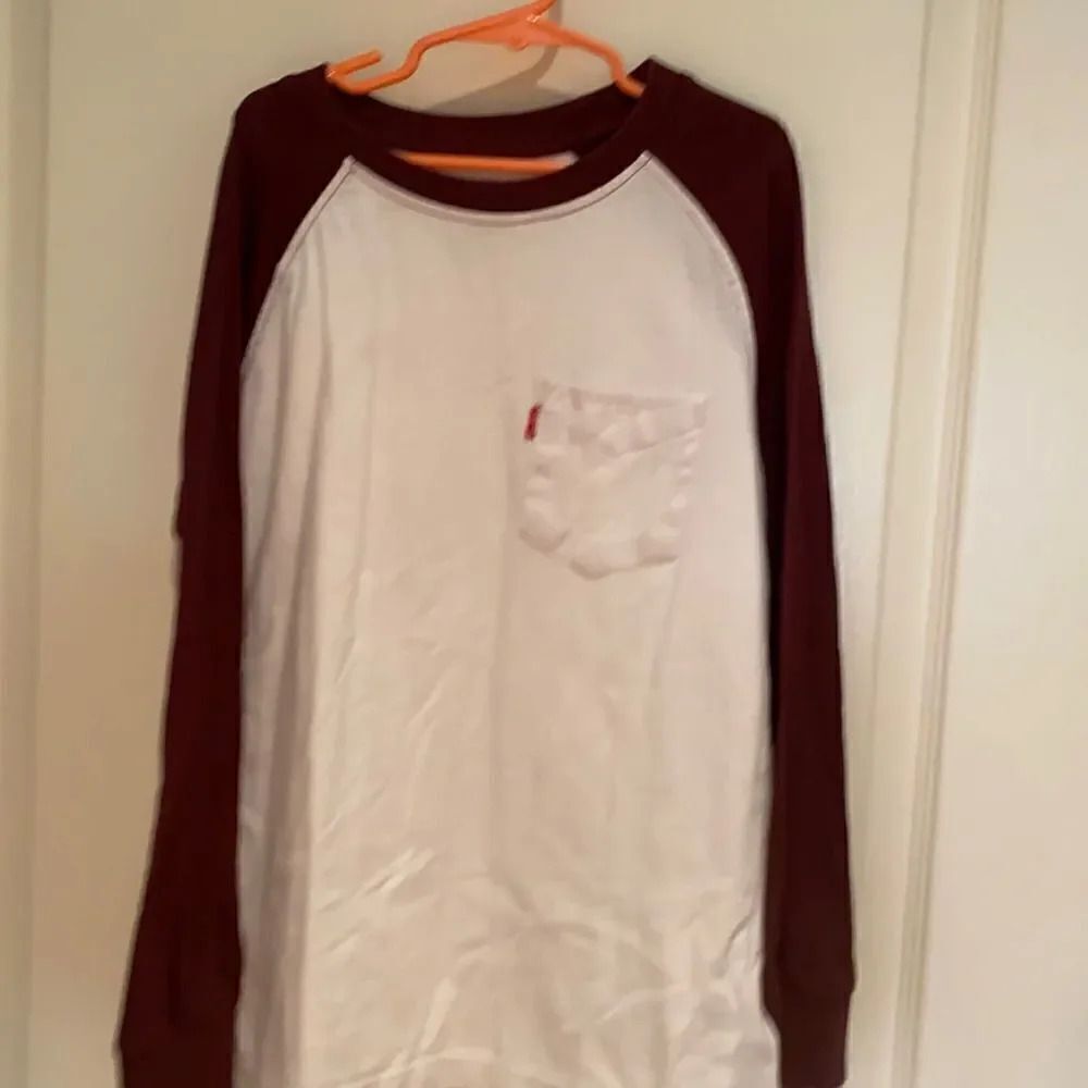 Levi’s boys shirt. M 